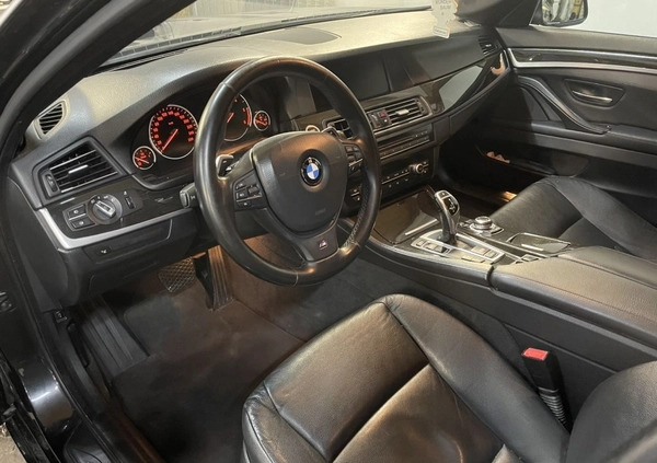 BMW Seria 5 cena 58900 przebieg: 211500, rok produkcji 2012 z Świecie małe 529